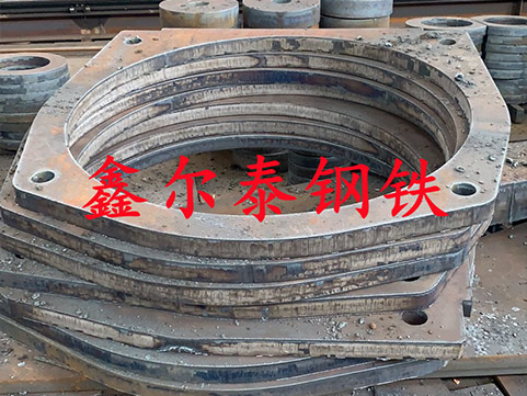 钢板下料